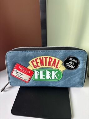FRIENDS Central Perk Denim Zip Wallet - Blue
